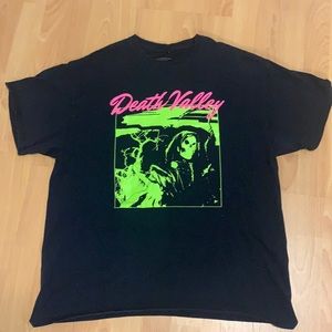 URBAN OUTFITTERS OVERSIZED GRAPHIC TEE